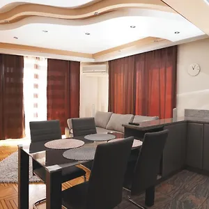 The Pearl Of Buda Apartman
